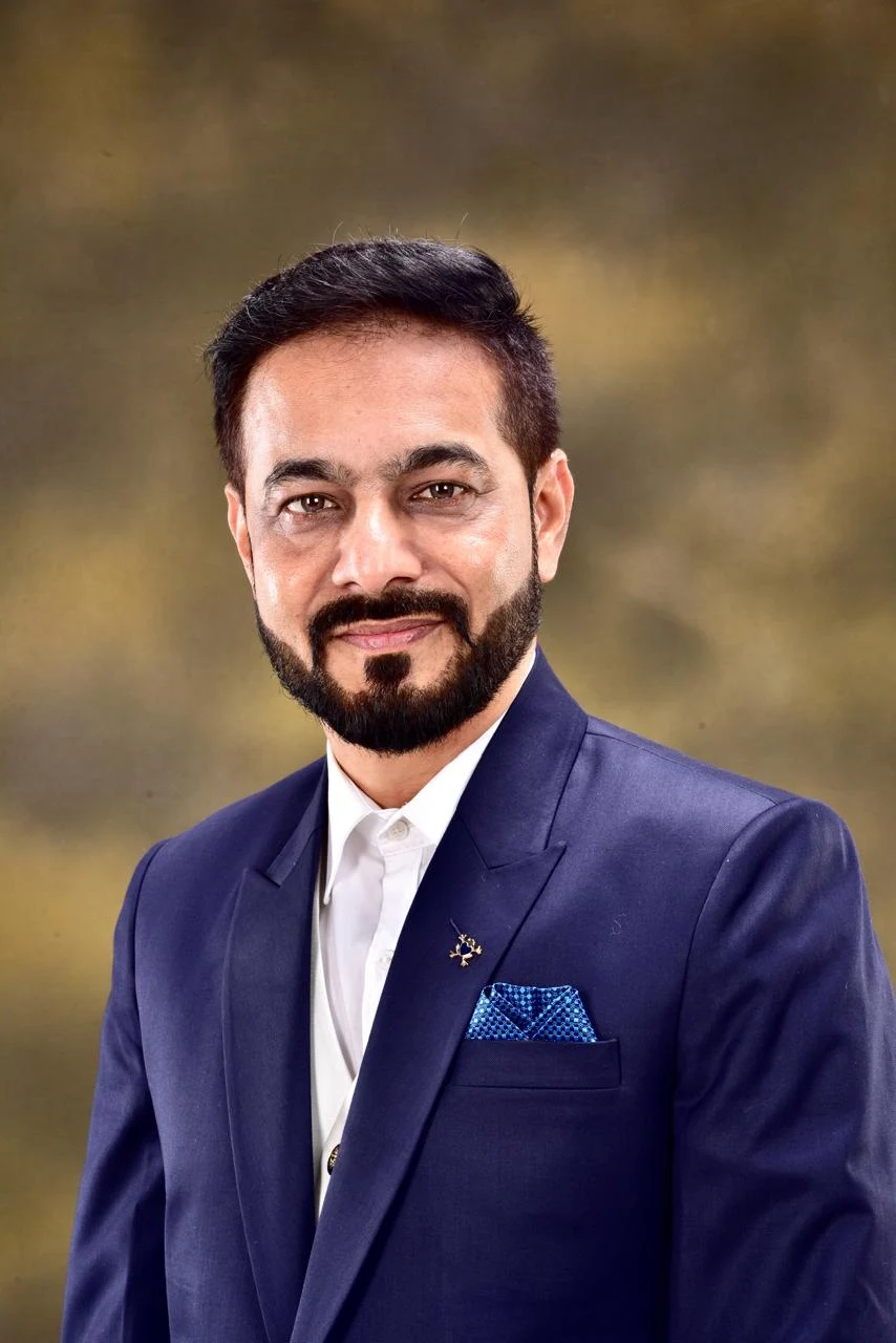 Mayur Ramaiya, Head Liaisoning of Bhatia Builders